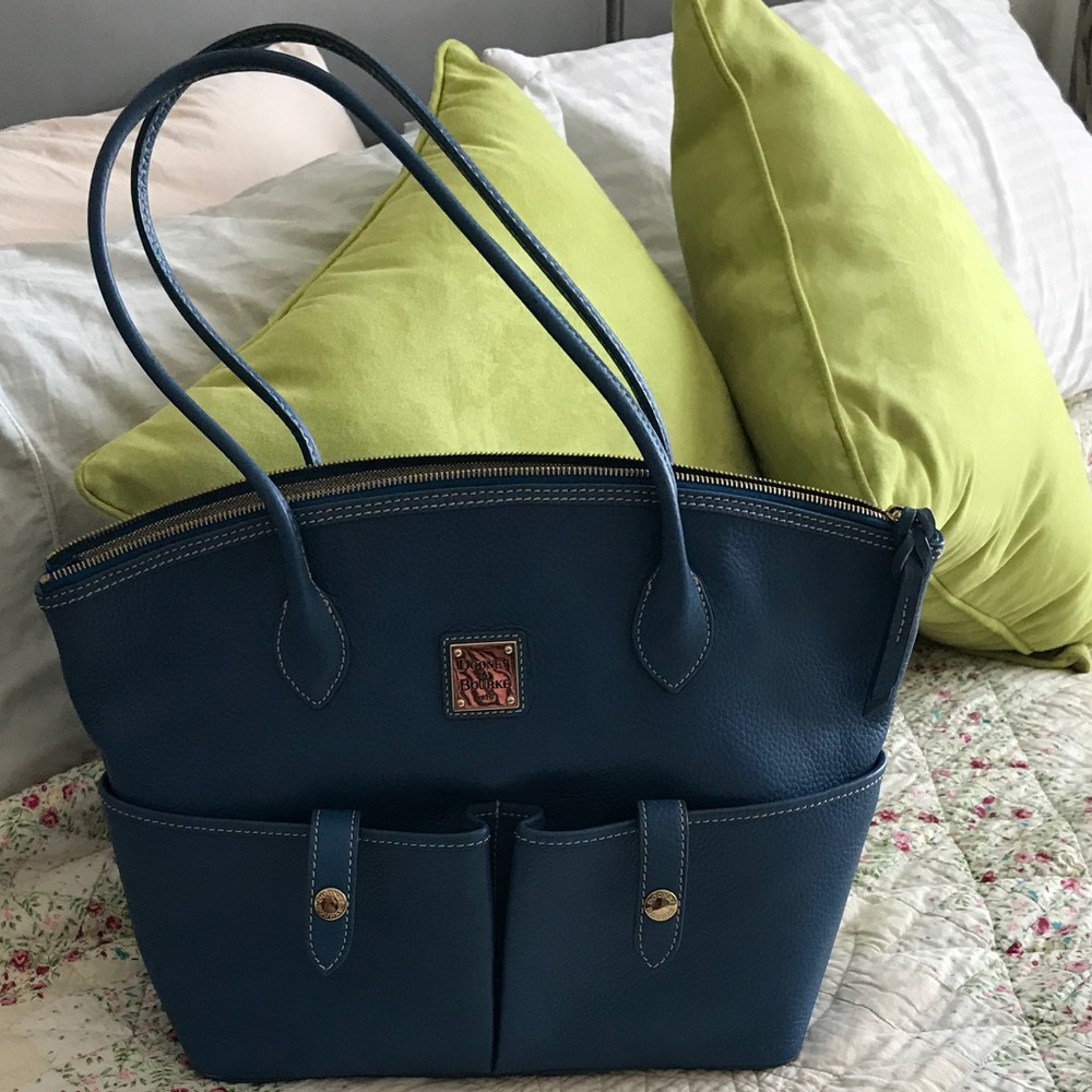 Dooney & Bourke